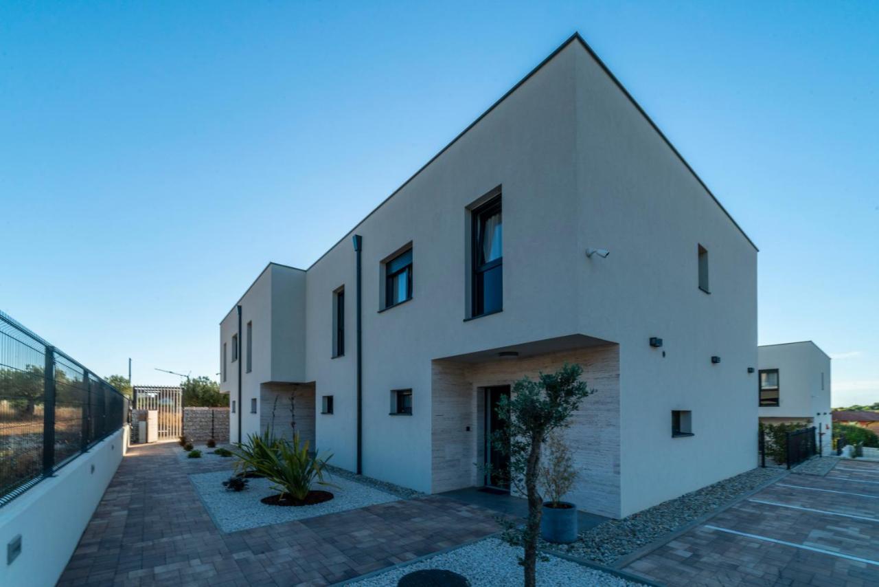 PINNA RESIDENCE - Supin Pula Bagian luar foto